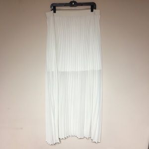 XL Lauren Conrad Skirt